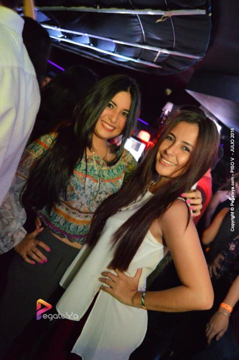 Foto 31 de PISO V - Viernes 15 de julio 2016 en Bar Piso V Bucaramanga, Bucaramanga