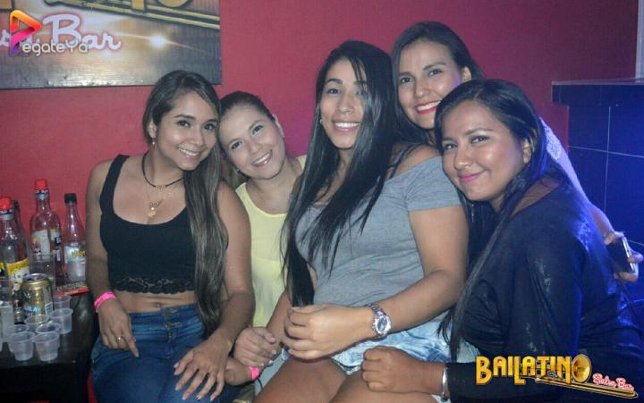 Foto 42 de Bailatino - 3er Fds Abril 2017 en Bailatino - Bar, Cali