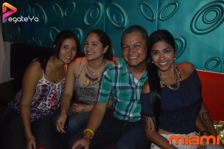 Foto 10 de Miami Bar - 1er Fds Abril 2016 en Miami Bar Cali, Cali