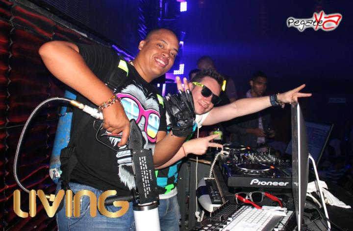 Foto 19 de Living - Celedon y Pipe Pelaez en Living Night Club, Cali