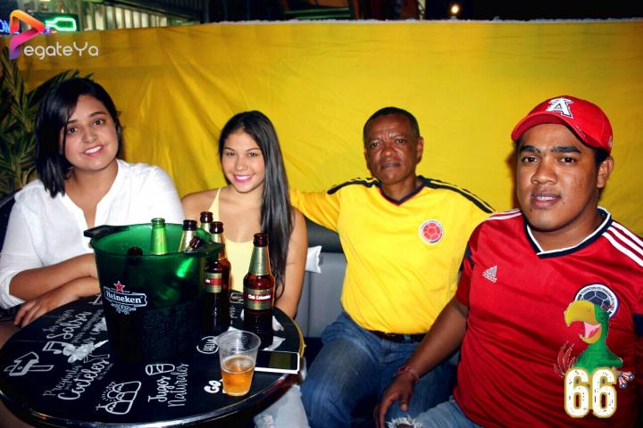 Foto 98 de La Lora 2do / 3er Fds Junio 2016 en La Lora Bar, Cali