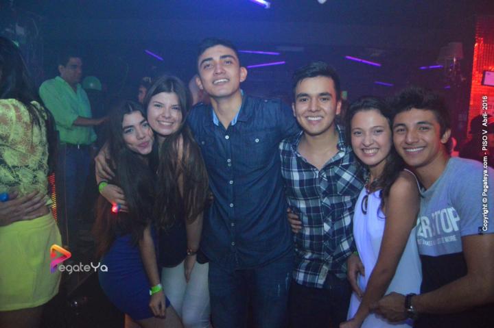 Foto 53 de PISO V - Sabado 16 de abril 2016 en Bar Piso V Bucaramanga, Bucaramanga