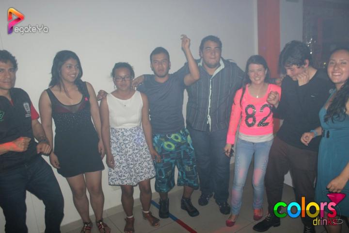Foto 18 de Colors - 2do FDS Oct 2015 en Colors Drinks