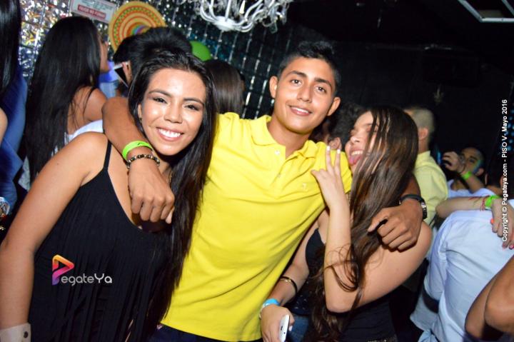 Foto 70 de PISO V - sabado 28 de mayo de 2016 en Bar Piso V Bucaramanga, Bucaramanga