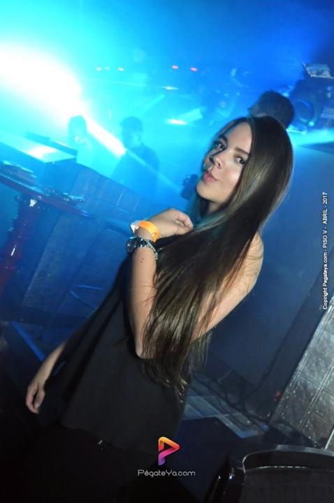 Foto 4 de PISO V - Sabado 8 de abril de 2017 en Bar Piso V Bucaramanga, Bucaramanga