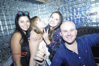 Foto 53 de Bar Bling sabado 3 de mayo de 2014 en Bar Bling Bucaramanga, Bucaramanga