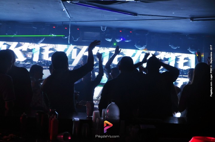 Foto 30 de PISO V - sábado 2 de sep 2017 en Bar Piso V Bucaramanga, Bucaramanga