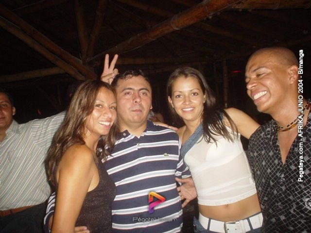 Foto 32 de Afrika · 20 de julio de 2004 en Discoteca Afrika, Bucaramanga