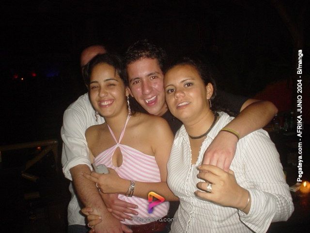 Foto 43 de Afrika · 20 de julio de 2004 en Discoteca Afrika, Bucaramanga