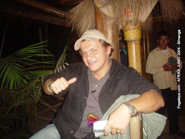 Foto 113 de Afrika · 20 de julio de 2004 en Discoteca Afrika, Bucaramanga