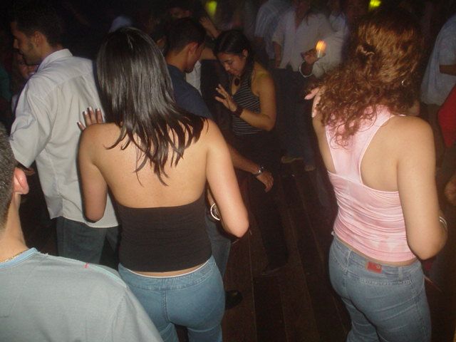 Foto 119 de Afrika · 20 de julio de 2004 en Discoteca Afrika, Bucaramanga