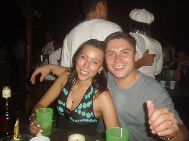Foto 140 de Afrika · 20 de julio de 2004 en Discoteca Afrika, Bucaramanga