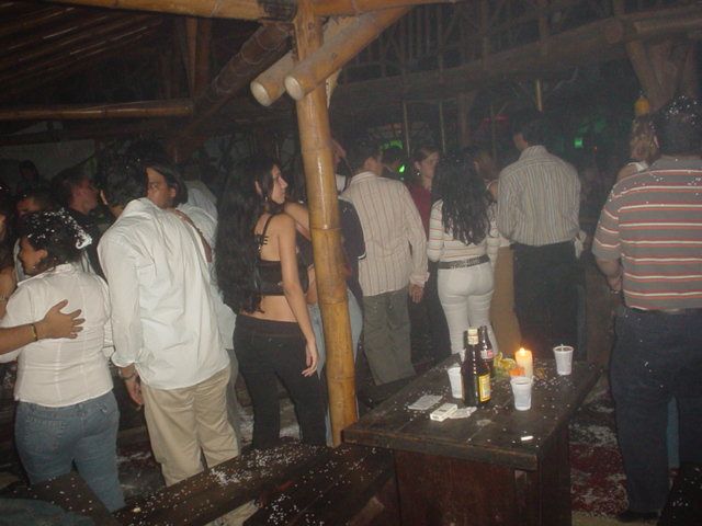 Foto 150 de Afrika · 20 de julio de 2004 en Discoteca Afrika, Bucaramanga