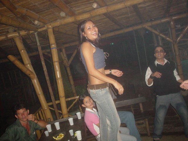 Foto 158 de Afrika · 20 de julio de 2004 en Discoteca Afrika, Bucaramanga