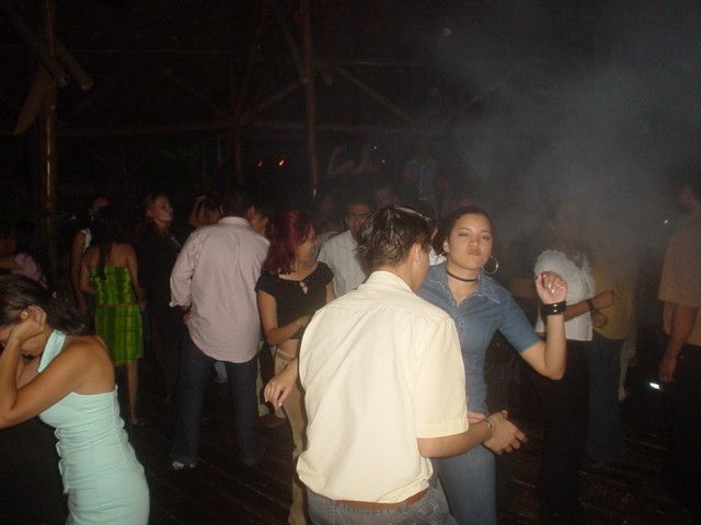 Foto 183 de Afrika · 20 de julio de 2004 en Discoteca Afrika, Bucaramanga
