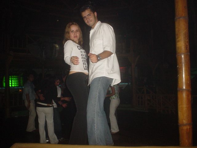 Foto 217 de Afrika · 20 de julio de 2004 en Discoteca Afrika, Bucaramanga