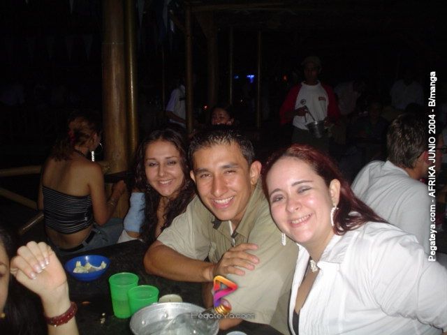 Foto 222 de Afrika · 20 de julio de 2004 en Discoteca Afrika, Bucaramanga