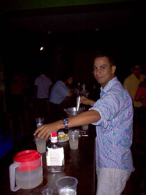 Foto 12 de Bar Antes DE · 20 de julio de 2004 en Bar Antes DE, Bucaramanga