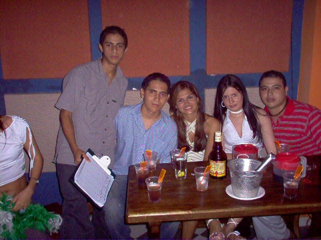Foto 66 de Bar Antes DE · 20 de julio de 2004 en Bar Antes DE, Bucaramanga
