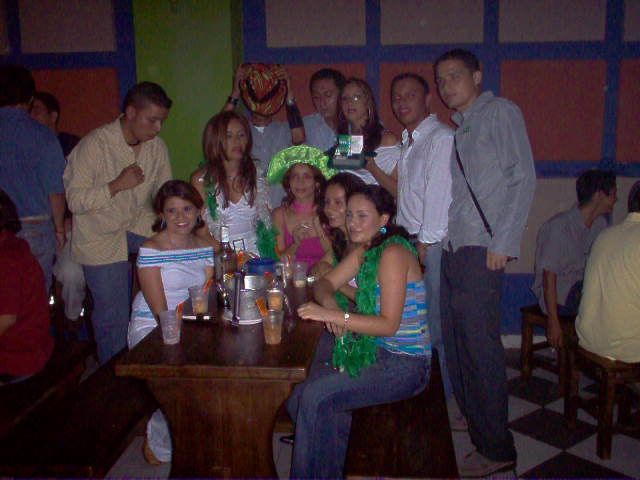 Foto 67 de Bar Antes DE · 20 de julio de 2004 en Bar Antes DE, Bucaramanga