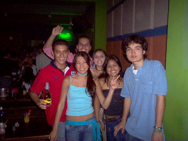 Foto 120 de Bar Antes DE · 20 de julio de 2004 en Bar Antes DE, Bucaramanga