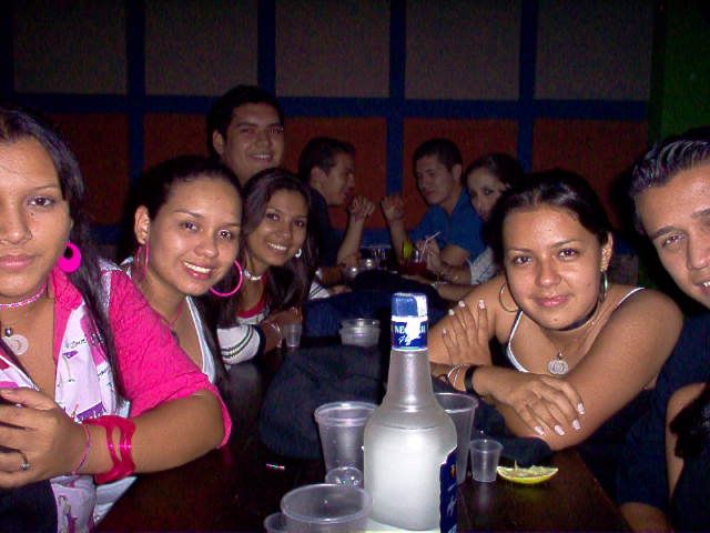 Foto 149 de Bar Antes DE · 20 de julio de 2004 en Bar Antes DE, Bucaramanga