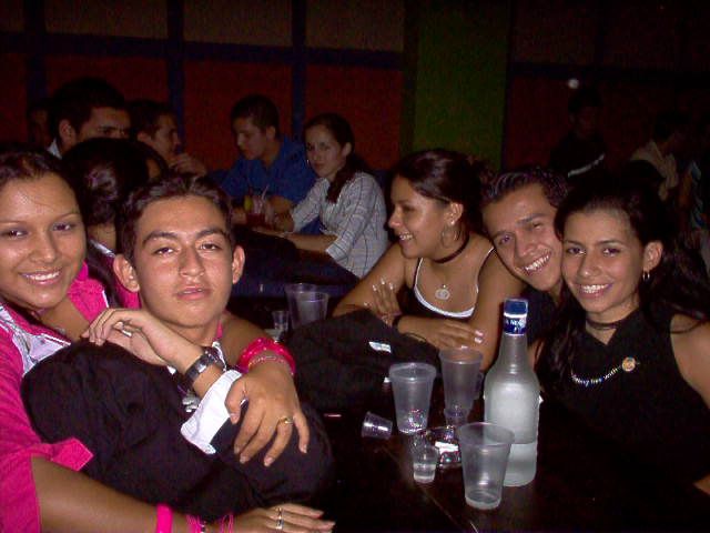 Foto 150 de Bar Antes DE · 20 de julio de 2004 en Bar Antes DE, Bucaramanga