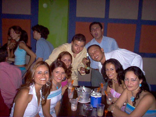 Foto 168 de Bar Antes DE · 20 de julio de 2004 en Bar Antes DE, Bucaramanga