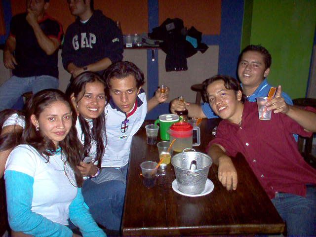 Foto 178 de Bar Antes DE · 20 de julio de 2004 en Bar Antes DE, Bucaramanga