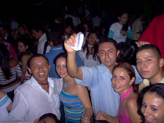 Foto 193 de Bar Antes DE · 20 de julio de 2004 en Bar Antes DE, Bucaramanga