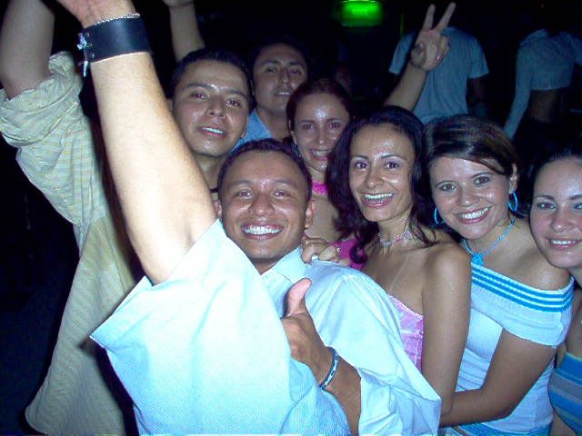 Foto 199 de Bar Antes DE · 20 de julio de 2004 en Bar Antes DE, Bucaramanga