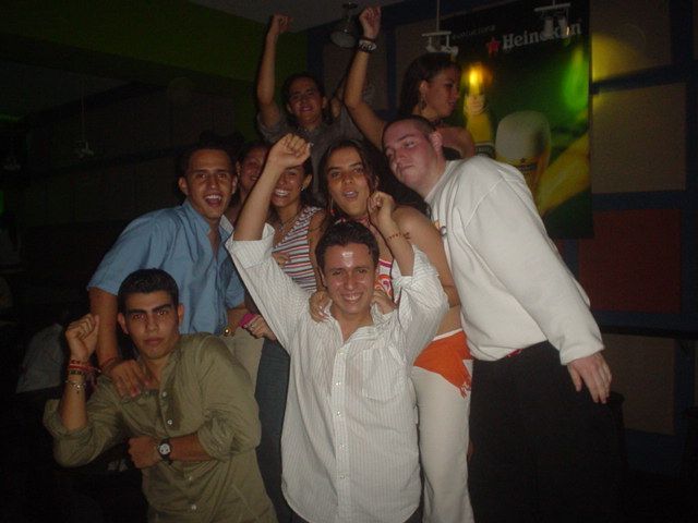 Foto 22 de Bar Antes DE · 20 de julio de 2004 en Bar Antes DE, Bucaramanga