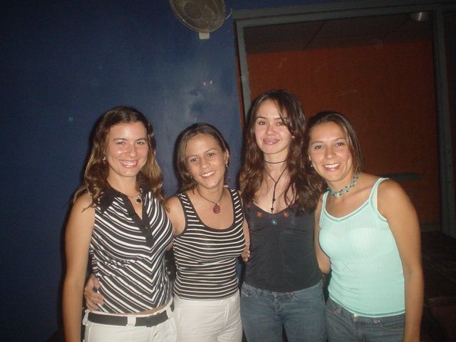 Foto 33 de Bar Antes DE · 20 de julio de 2004 en Bar Antes DE, Bucaramanga