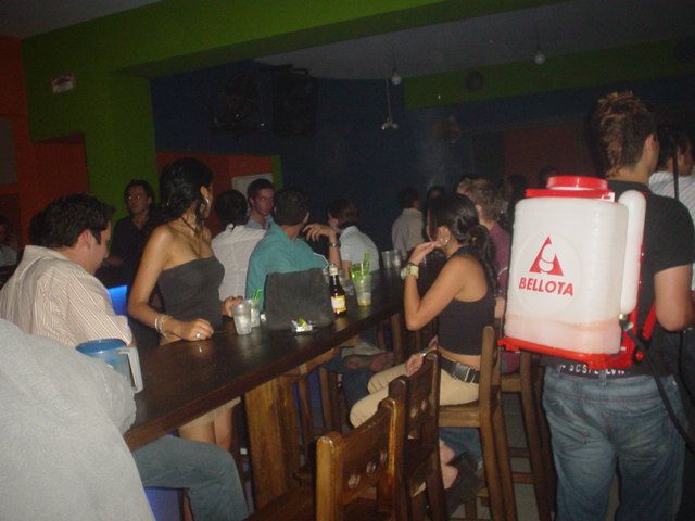 Foto 71 de Bar Antes DE · 20 de julio de 2004 en Bar Antes DE, Bucaramanga