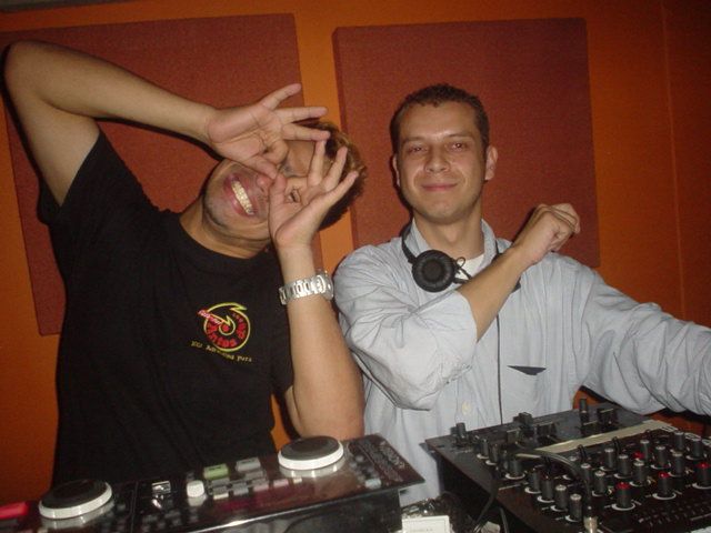 Foto 90 de Bar Antes DE · 20 de julio de 2004 en Bar Antes DE, Bucaramanga
