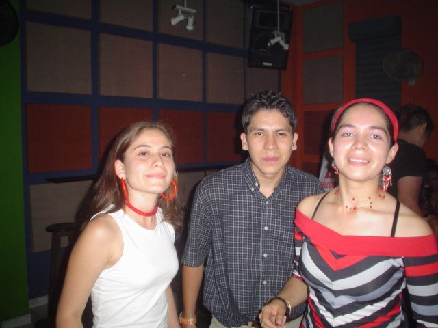 Foto 115 de Bar Antes DE · 20 de julio de 2004 en Bar Antes DE, Bucaramanga