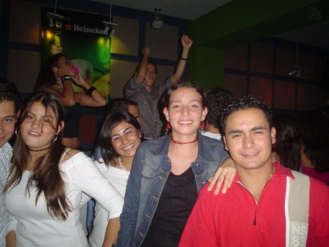 Foto 141 de Bar Antes DE · 20 de julio de 2004 en Bar Antes DE, Bucaramanga