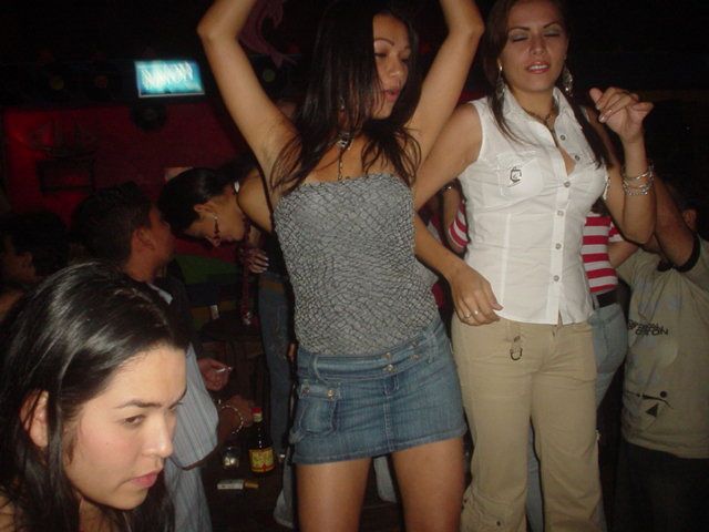 Foto 8 de Bar Auditorium · 20 de julio de 2004 en Bar Auditorium, Bucaramanga