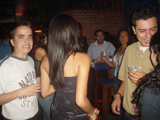 Foto 18 de Bar Auditorium · 20 de julio de 2004 en Bar Auditorium, Bucaramanga