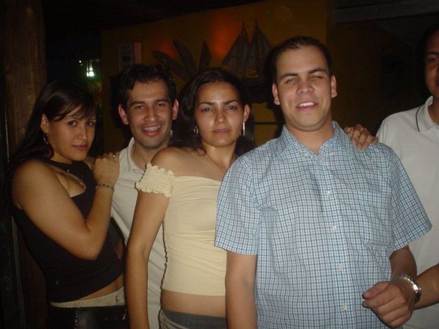Foto 29 de Bar Auditorium · 20 de julio de 2004 en Bar Auditorium, Bucaramanga