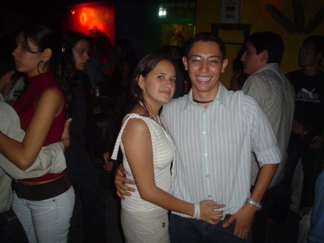 Foto 79 de Bar Auditorium · 20 de julio de 2004 en Bar Auditorium, Bucaramanga