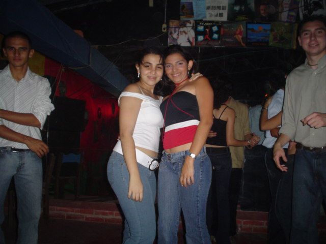 Foto 86 de Diccoteca Margarita  · 20 de julio de 2004 en Margarita, Bucaramanga