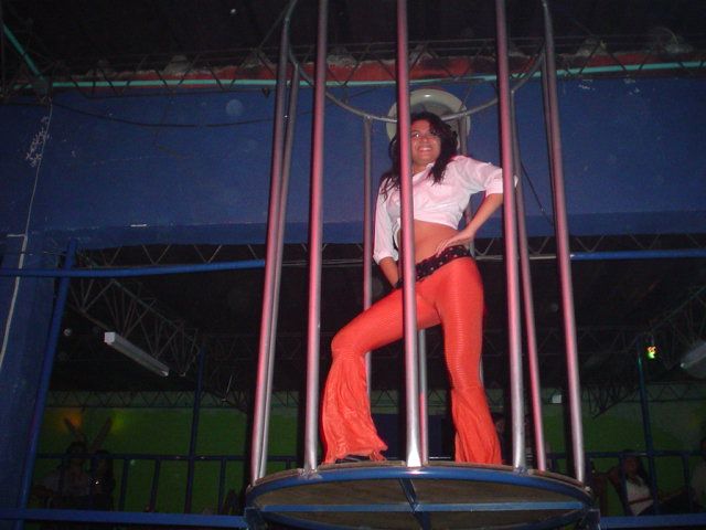 Foto 93 de Diccoteca Margarita  · 20 de julio de 2004 en Margarita, Bucaramanga