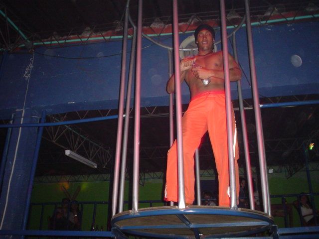 Foto 97 de Diccoteca Margarita  · 20 de julio de 2004 en Margarita, Bucaramanga
