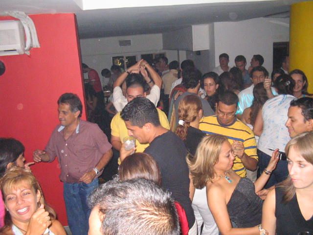 Foto 146 de Bar Rockcity · 20 de julio de 2004 en Bar Rockcity, Bucaramanga