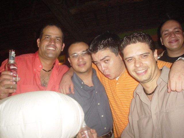 Foto 15 de Cafe Conarte · 20 de julio de 2004 en Cafe Conarte, Bucaramanga