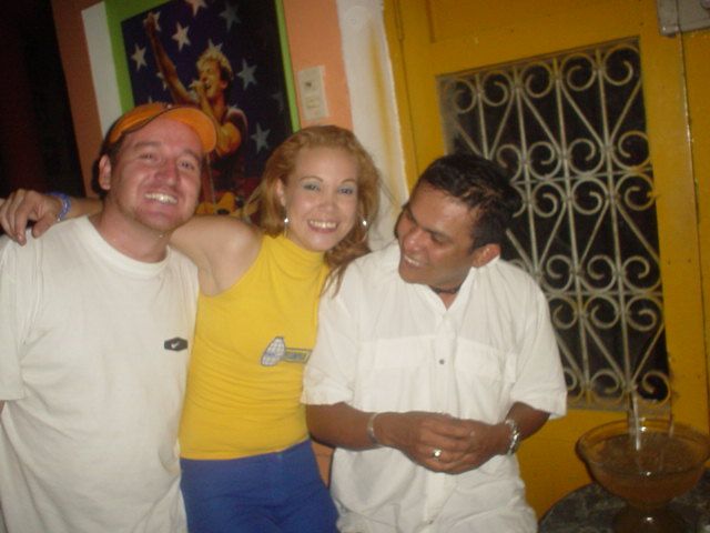 Foto 34 de Cafe Conarte · 20 de julio de 2004 en Cafe Conarte, Bucaramanga