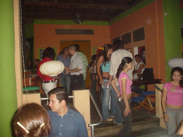 Foto 57 de Cafe Conarte · 20 de julio de 2004 en Cafe Conarte, Bucaramanga