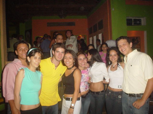Foto 59 de Cafe Conarte · 20 de julio de 2004 en Cafe Conarte, Bucaramanga