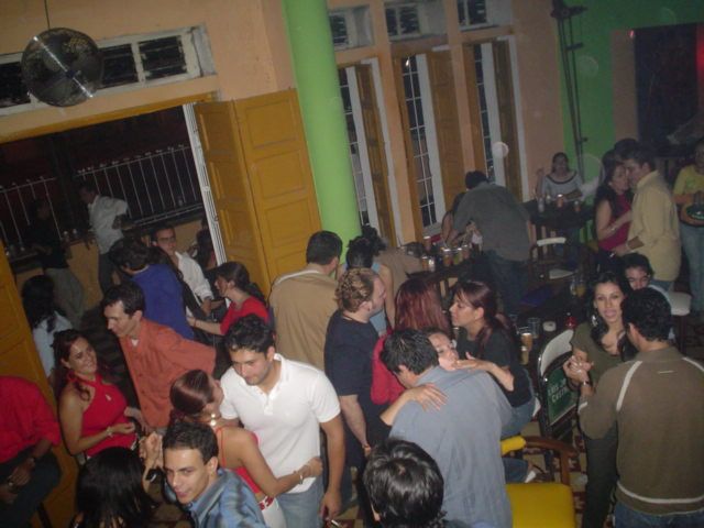 Foto 69 de Cafe Conarte · 20 de julio de 2004 en Cafe Conarte, Bucaramanga